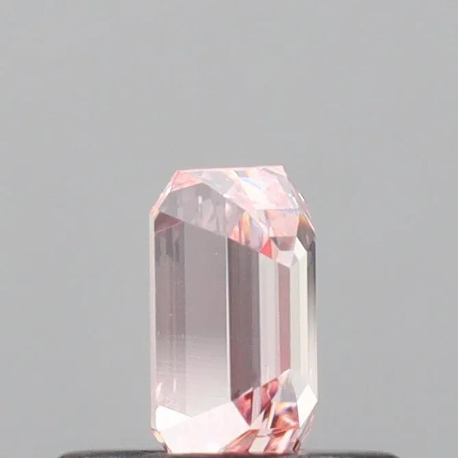 0.42ct Emerald Lab Grown Diamond (Fancy Intense Pink, Clarity VVS2, IGI)